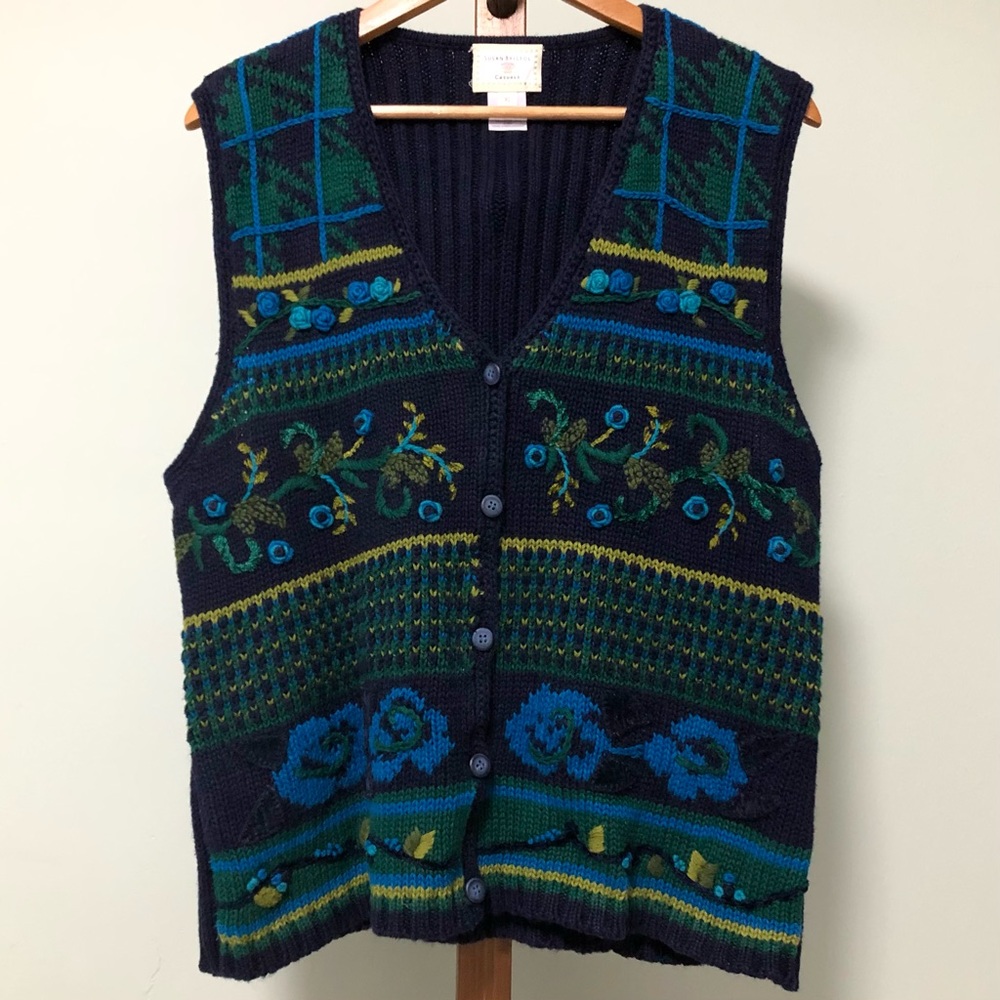 Susan Bristol Floral Embroidered Knitted Sweater Vest